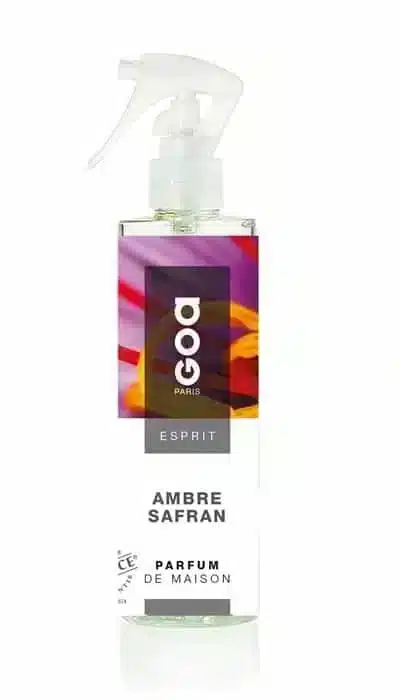 Esprit Raumspray 250 ml mit dem warmen Duft Amber-Safran für eine gemütliche Atmosphäre