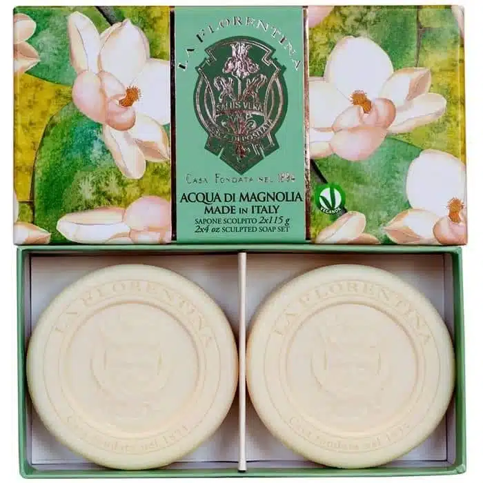 Set runder Seifen mit 2 x 115 gr Magnolia Seife in einer Geschenkbox mit blumigem Magnolienduft