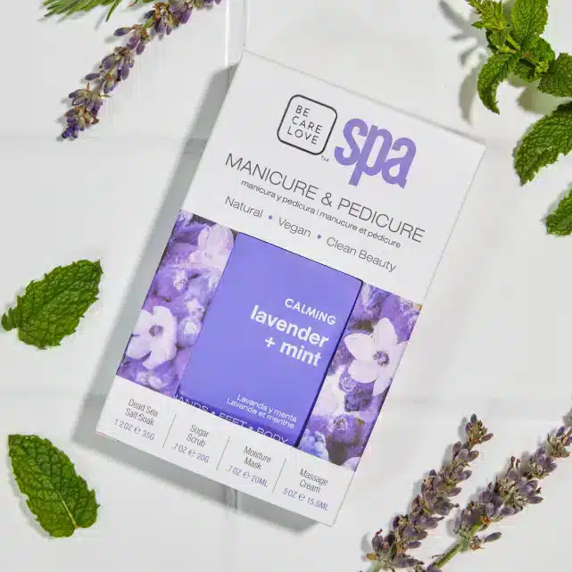 BCL Spa Packette Box mit Lavender + Mint für eine entspannende Spa-Pediküre bei Ihnen zu Hause