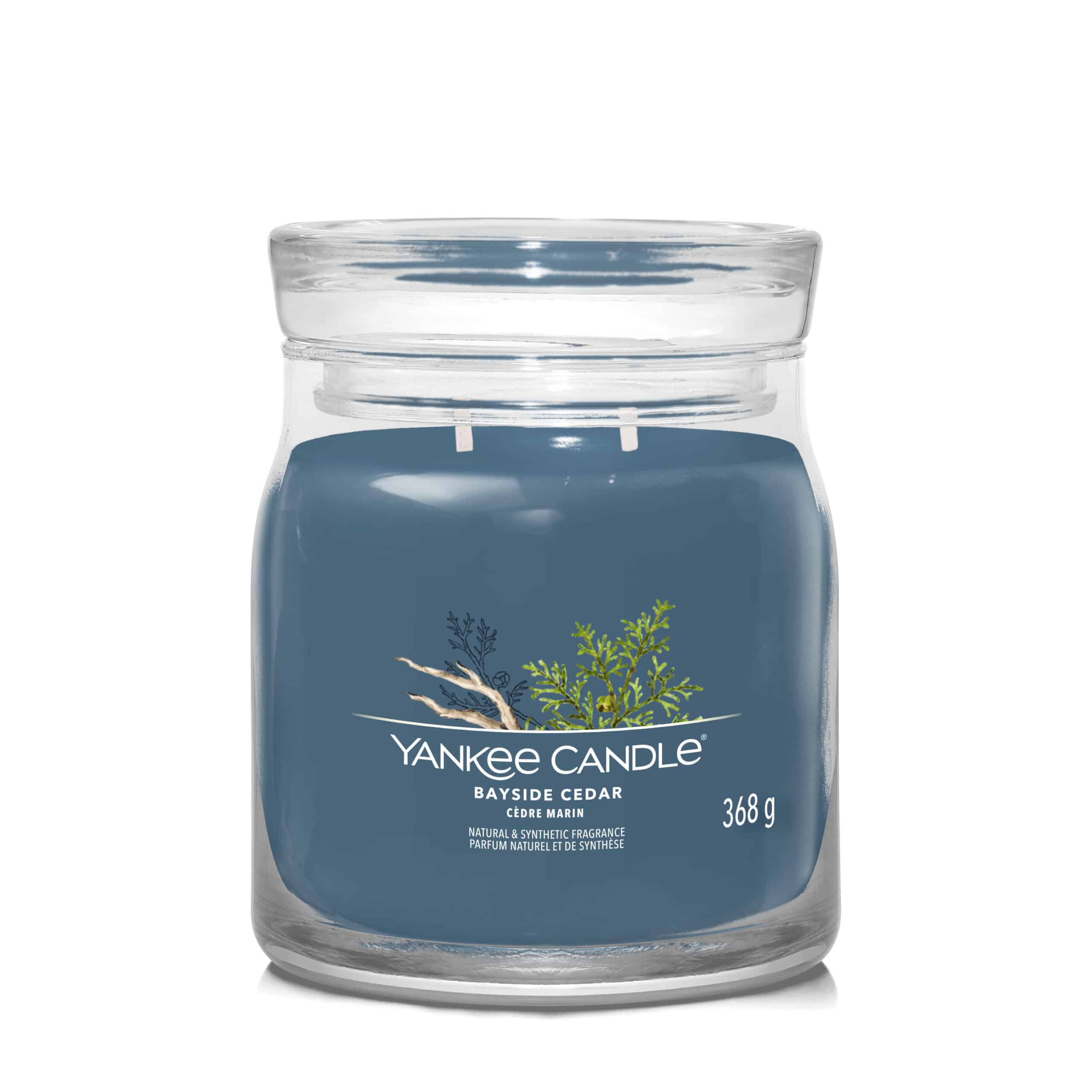 Yankee Candle Bayside Cedar Signature Duftkerze im mittelgroßen Glas mit Zedernholzduft