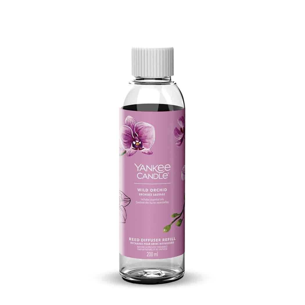 Yankee Candle Wild Orchid Signature Reed Diffuser Nachfüllung mit einem raffinierten blumigen Duft