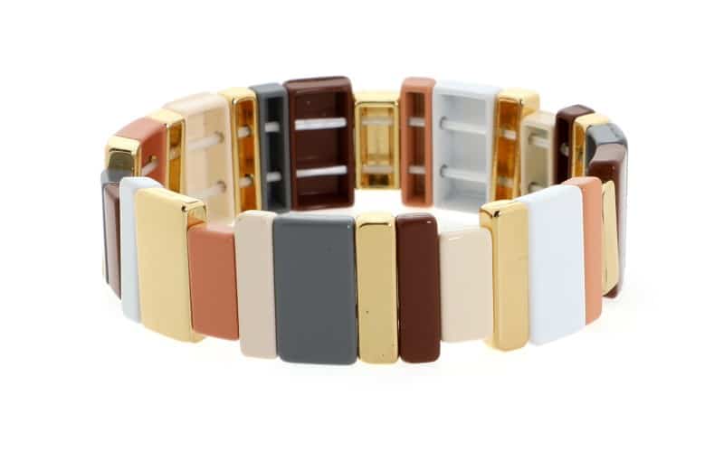 Breites Dewi Damenarmband in Khakigrün für eine lässige Ausstrahlung